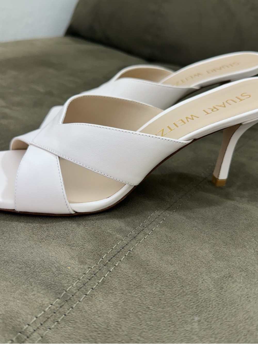 NIB Stuart Weitzman “Carmen 75” Lacquered Slides 8B Free Shipping 📦 - Picture 8 of 8